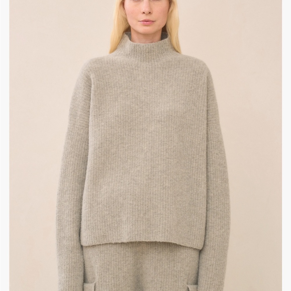 Lauren manoogian total new